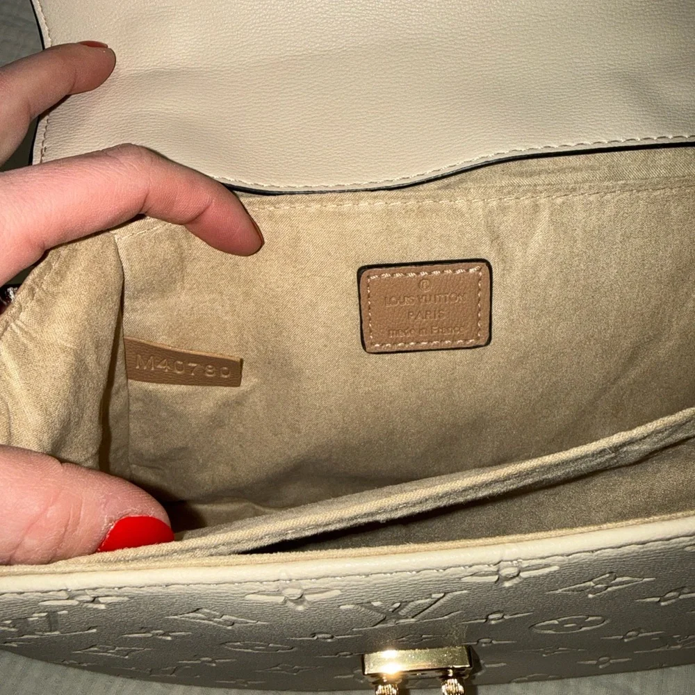 Louis Vuitton Tan and Cream Crossbody Bag - Picture 6 of 9